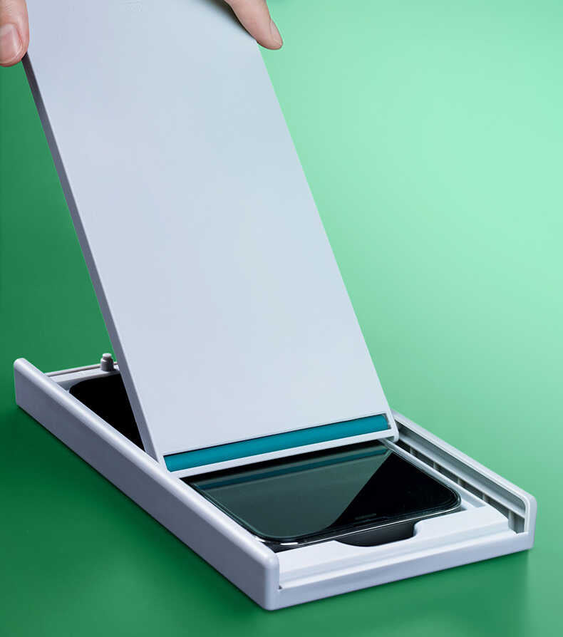 Apple iPhone 13 Benks Little KingKong Anti-Blue Light Cam Ekran Koruyucu Siyah