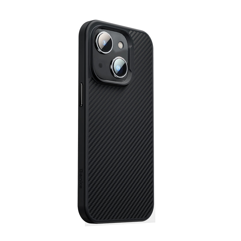 Apple iPhone 13 Kılıf Karbon Fiber M-safe Şarj Özellikli Benks 600D Hybrid Kevlar Kapak Siyah