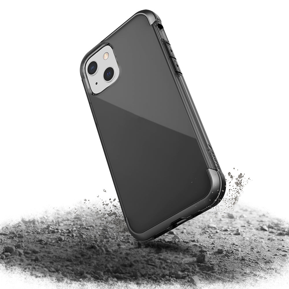 Apple iPhone 13 Kılıf Raptic Air Serisi Airbag Tasarımlı Metal Köşelikli Şeffaf Kapak Kırmızı