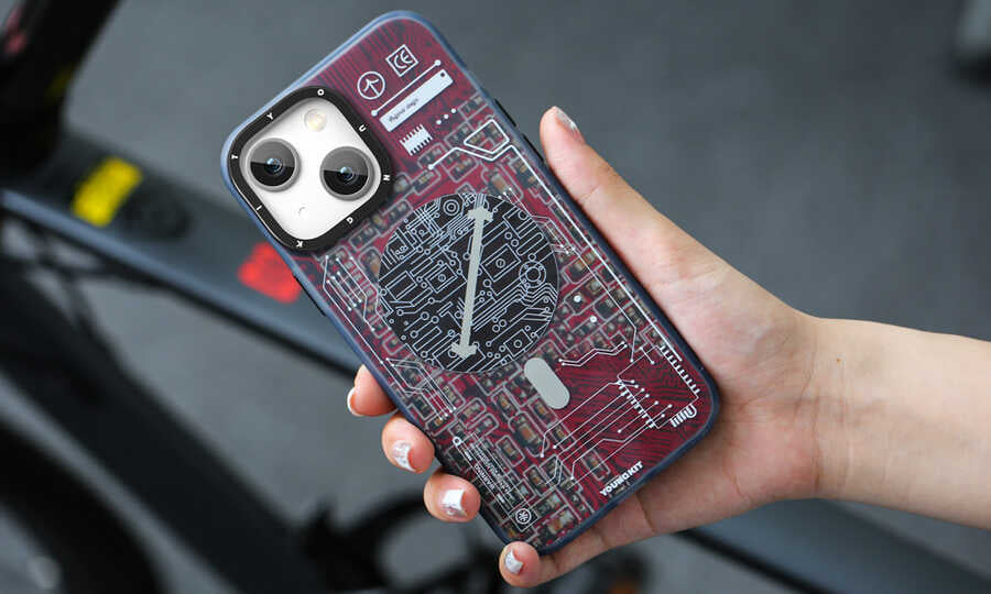 Apple iPhone 13 Kılıf YoungKit Technology Serisi Kapak Siyah