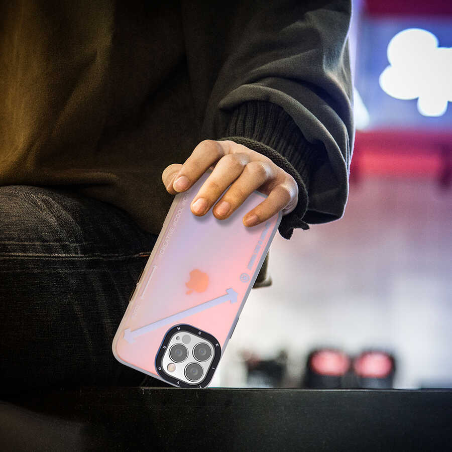 Apple iPhone 13 Pro Kılıf YoungKit Fashion Culture Time Serisi Kapak CL035 Day İn Day Out