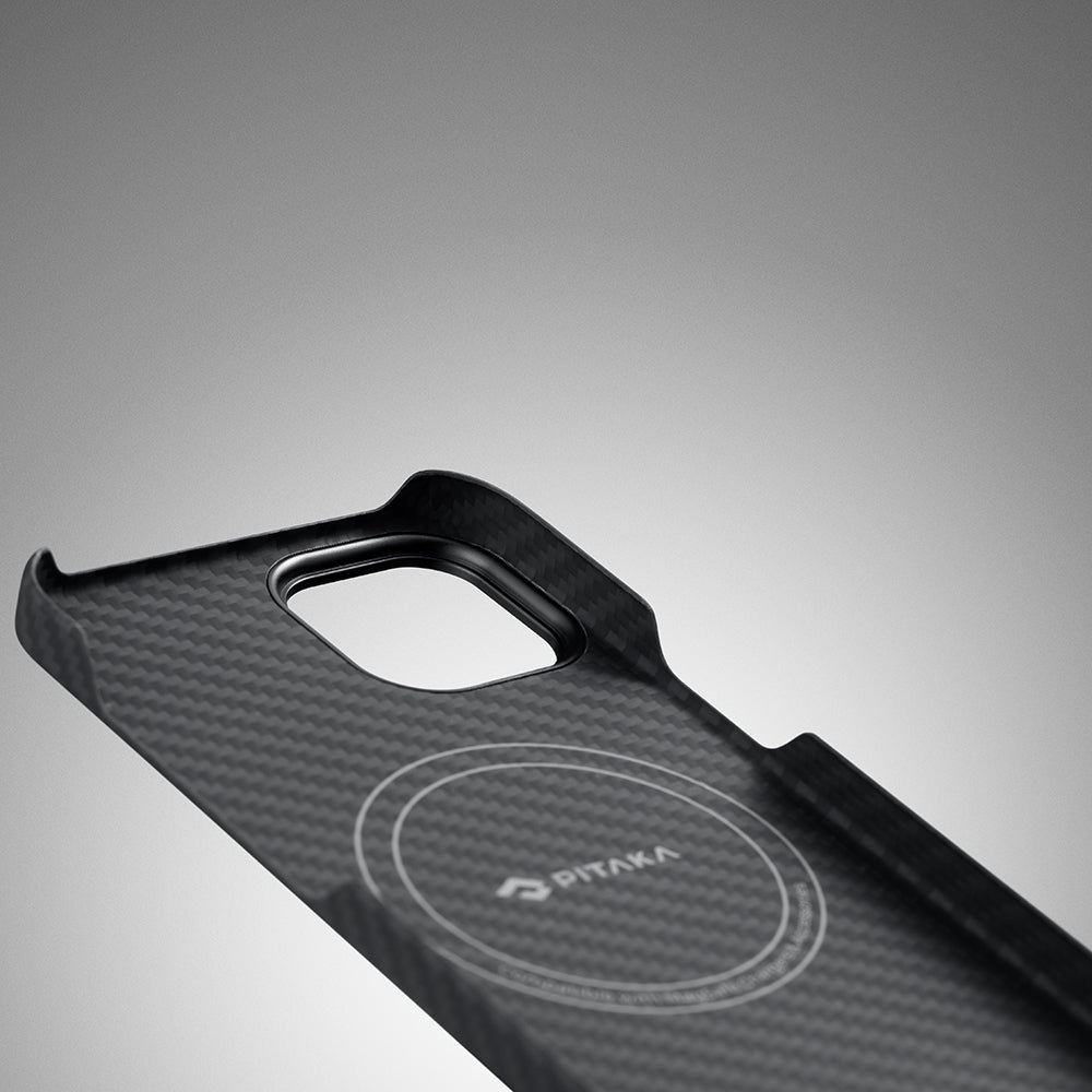 Apple iPhone 14 Kılıf M-safe Şarj Özellikli 1500D Aramid Fiber Pitaka Ultra-Slim Classic Serisi Black-Grey Twill Kapak Siyah-Gri