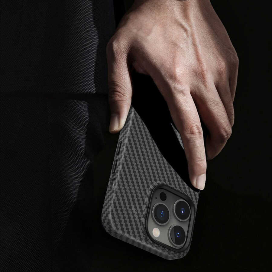 Apple iPhone 14 Kılıf Wiwu Karbon Fiber Görünümlü M-safe Wireless Şarj Özellikli Kabon Kapak Mavi