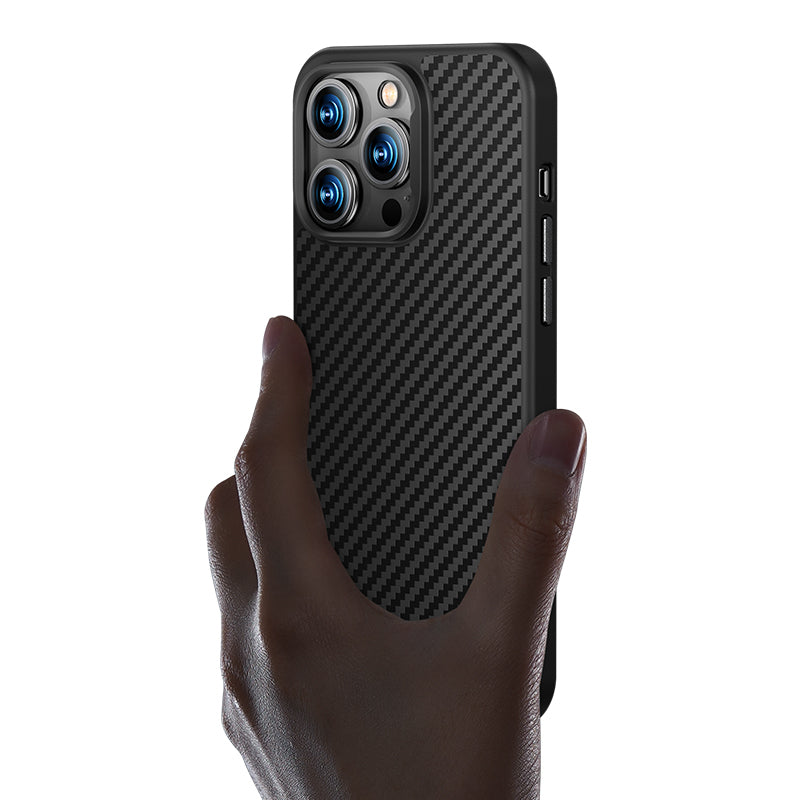 Apple iPhone 14 Plus Kılıf Karbon Fiber M-safe Şarj Özellikli Benks Hybrid ArmorPro 1500D Kevlar Kapak Siyah