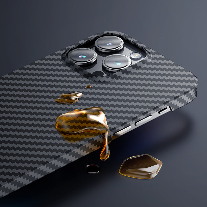 Apple iPhone 14 Pro Kılıf M-safe Özellikli Karbon Fiber Benks Essential Kevlar Kapak Siyah