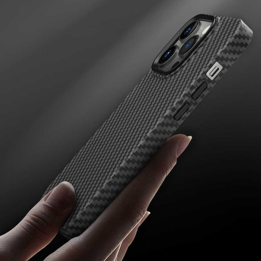 Apple iPhone 14 Pro Max Kılıf Wiwu Karbon Fiber Görünümlü M-safe Wireless Şarj Özellikli Kabon Kapak Mavi