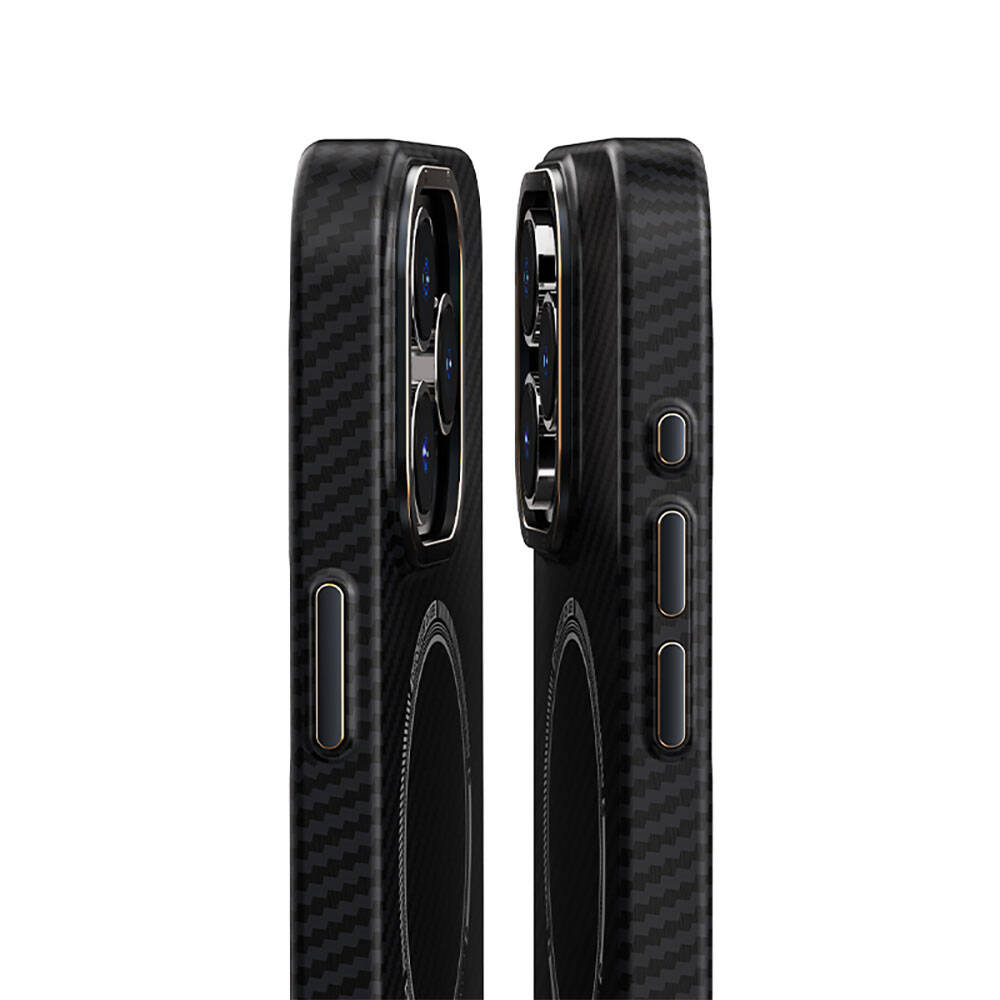 Apple iPhone 15 Plus Kılıf Recci Machinist Serisi M-safe Şarj Özellikli Magnetik Karbon Kapak Gri