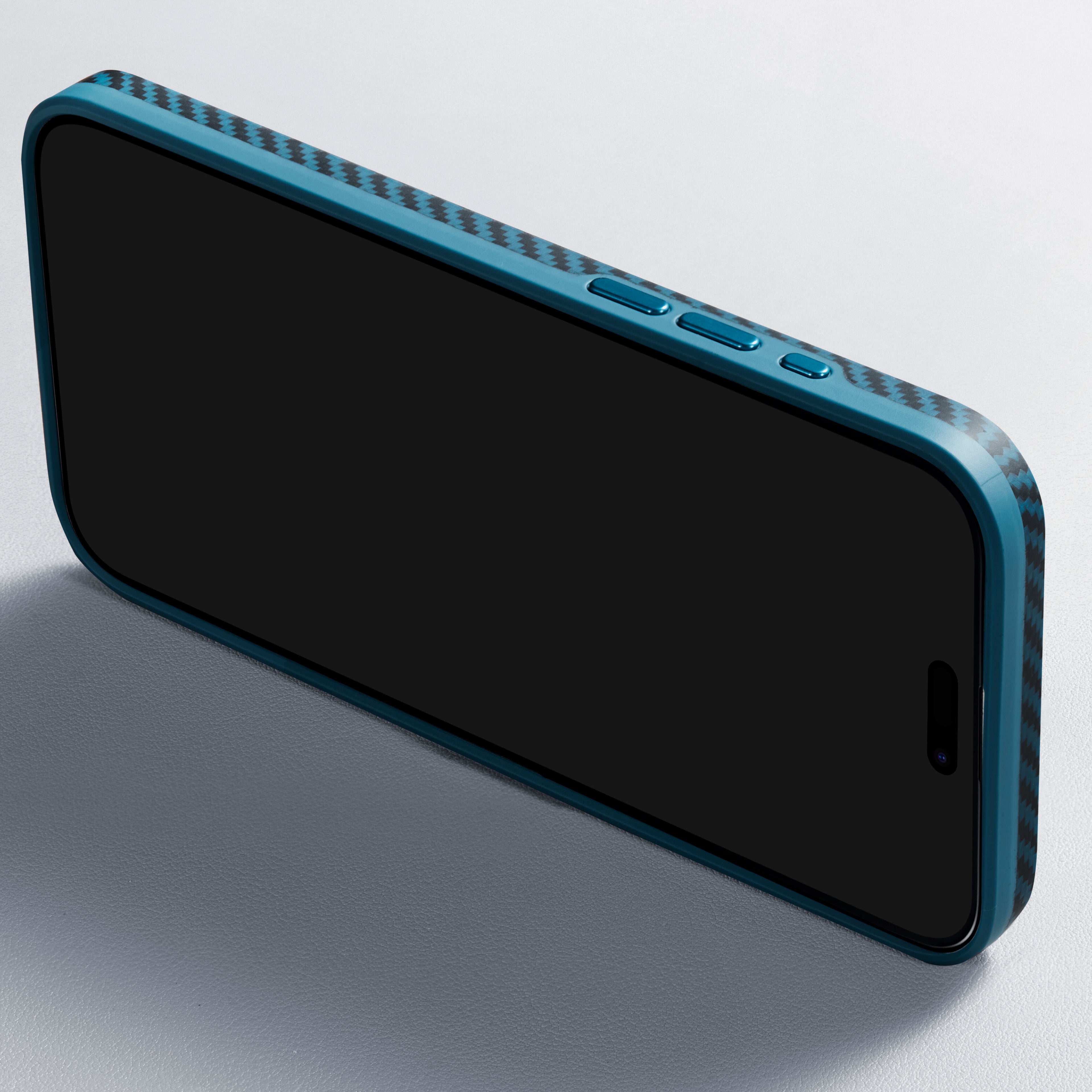 Apple iPhone 15 Pro Kılıf M-safe Şarj Özellikli 1500D Aramid Fiber Pitaka Military-Grade Classic Serisi Black-Grey Twill Kapak Siyah-Mavi