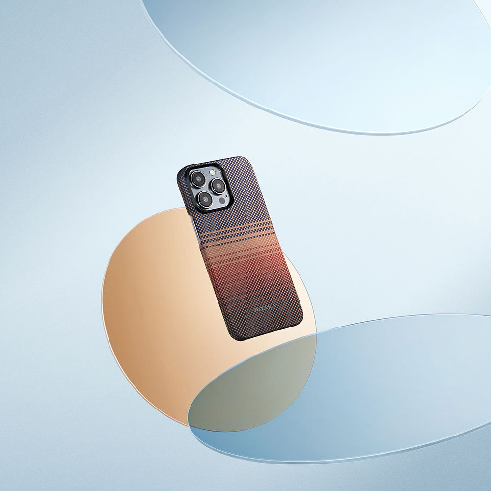 Apple iPhone 15 Pro Kılıf M-safe Şarj Özellikli Aramid Fiber Pitaka Tactile Woven Sunset-Moonrise Serisi Sunset Kapak Kahverengi