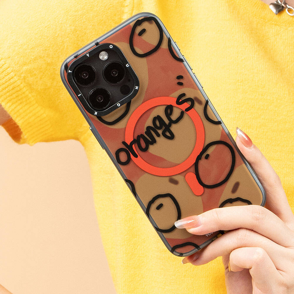 Apple iPhone 15 Pro Kılıf M-safe Şarj Özellikli Bee Brown Tasarımlı Youngkit Funny Serisi Kapak Turuncu