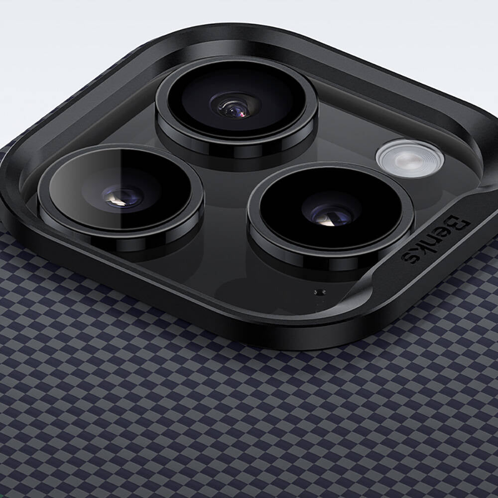Apple iPhone 15 Pro Kılıf M-safe Şarj Özellikli Karbon Fiber Tasarımlı Benks Aurora ArmorPro Kevlar Kapak Siyah