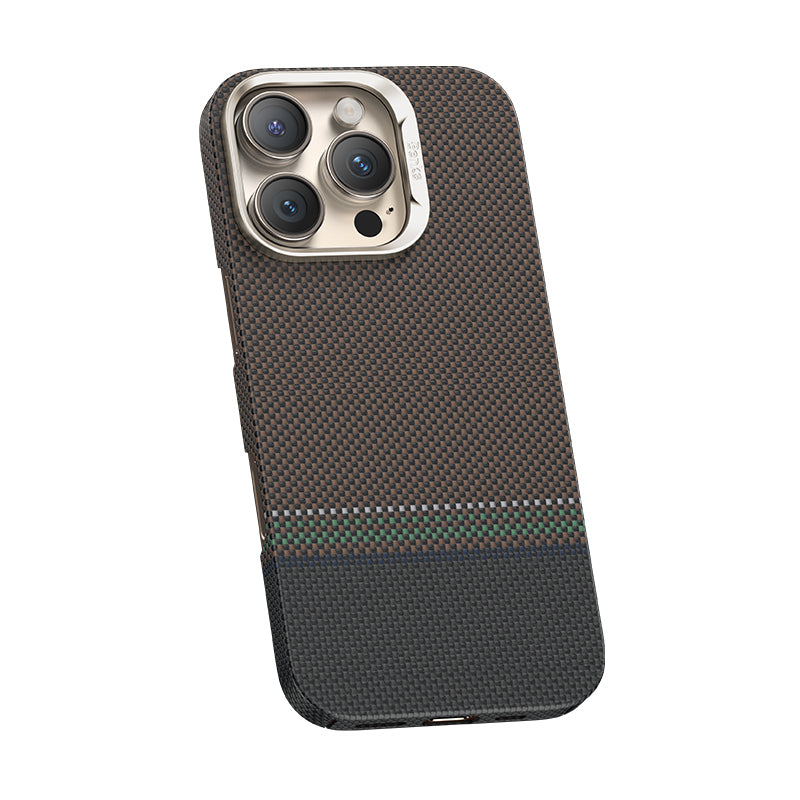 Apple iPhone 15 Pro Kılıf M-safe Şarj Özellikli Karbon Fiber Tasarımlı Benks Prestige ArmorAir Kevlar Kapak Gold