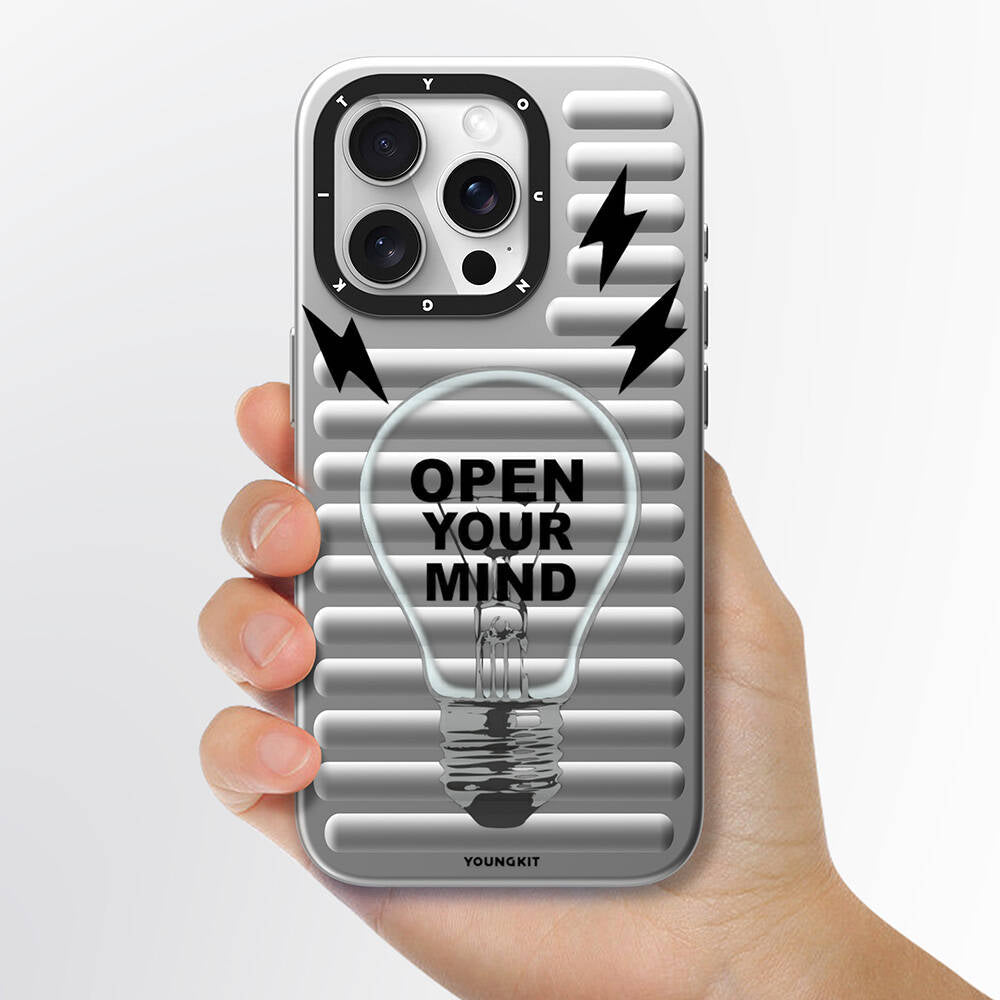 Apple iPhone 15 Pro Kılıf M-safe Şarj Özellikli Youngkit Open Mind Serisi Kapak Gümüş