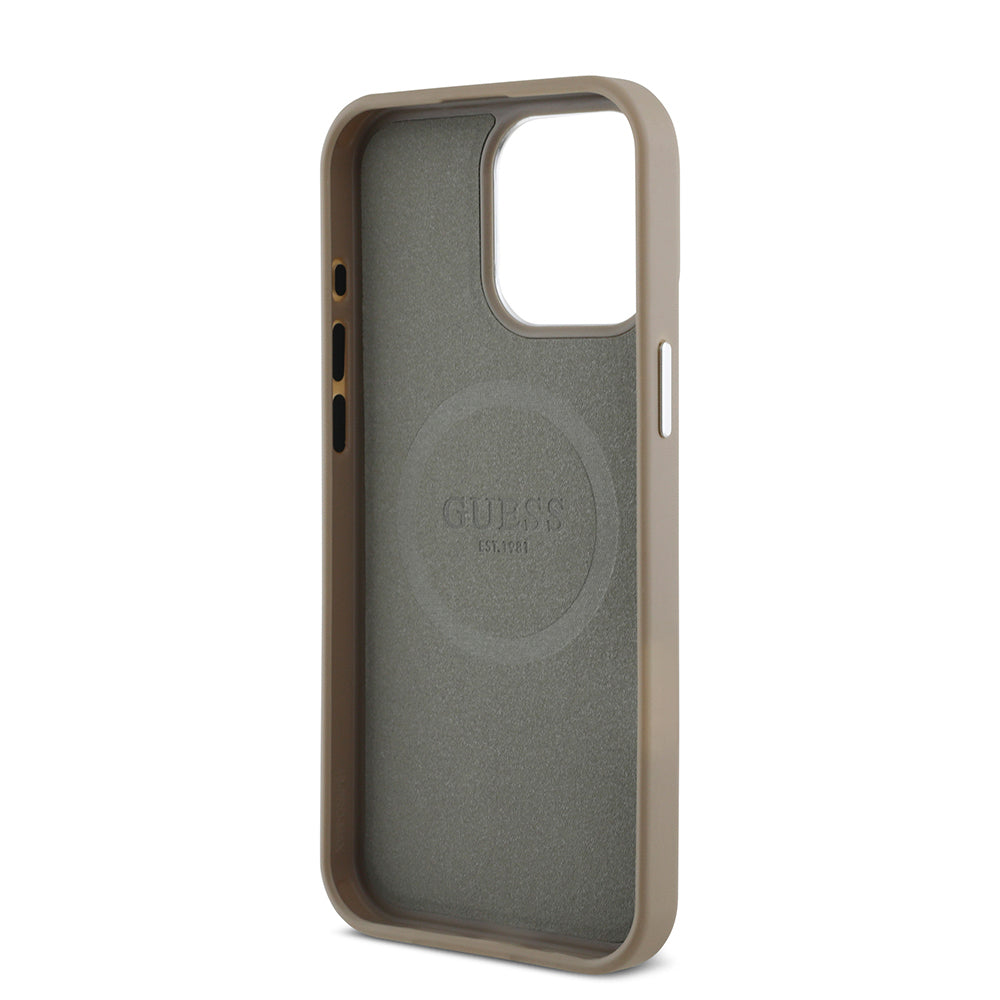 Apple iPhone 15 Pro Max Kılıf Guess Orjinal Lisanslı M-safe Şarj Özellikli Grained Triangle Kapak Kahverengi
