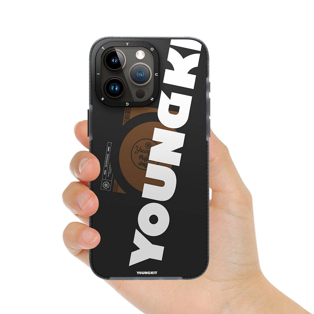 Apple iPhone 15 Pro Max Kılıf M-safe Şarj Özellikli Youngkit Binfen Serisi Yazı Temalı Kapak Siyah