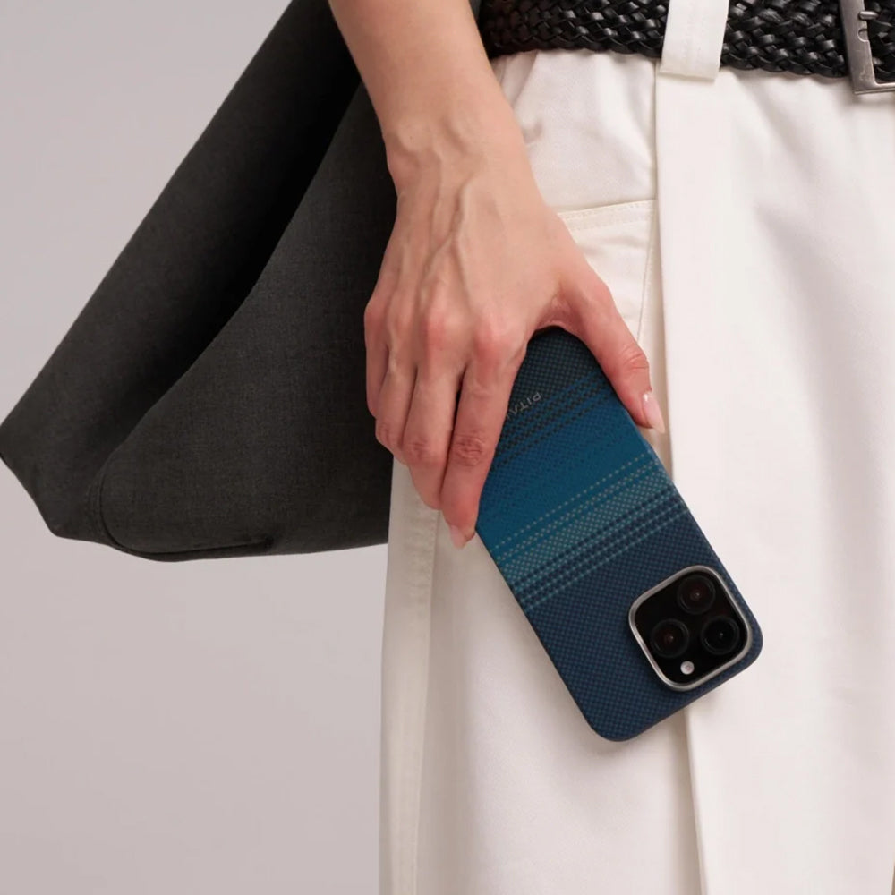 Apple iPhone 16 Kılıf M-safe Şarj Özellikli Aramid Fiber Pitaka Tactile Woven Sunset-Moonrise Serisi Moonrise Kapak Mavi