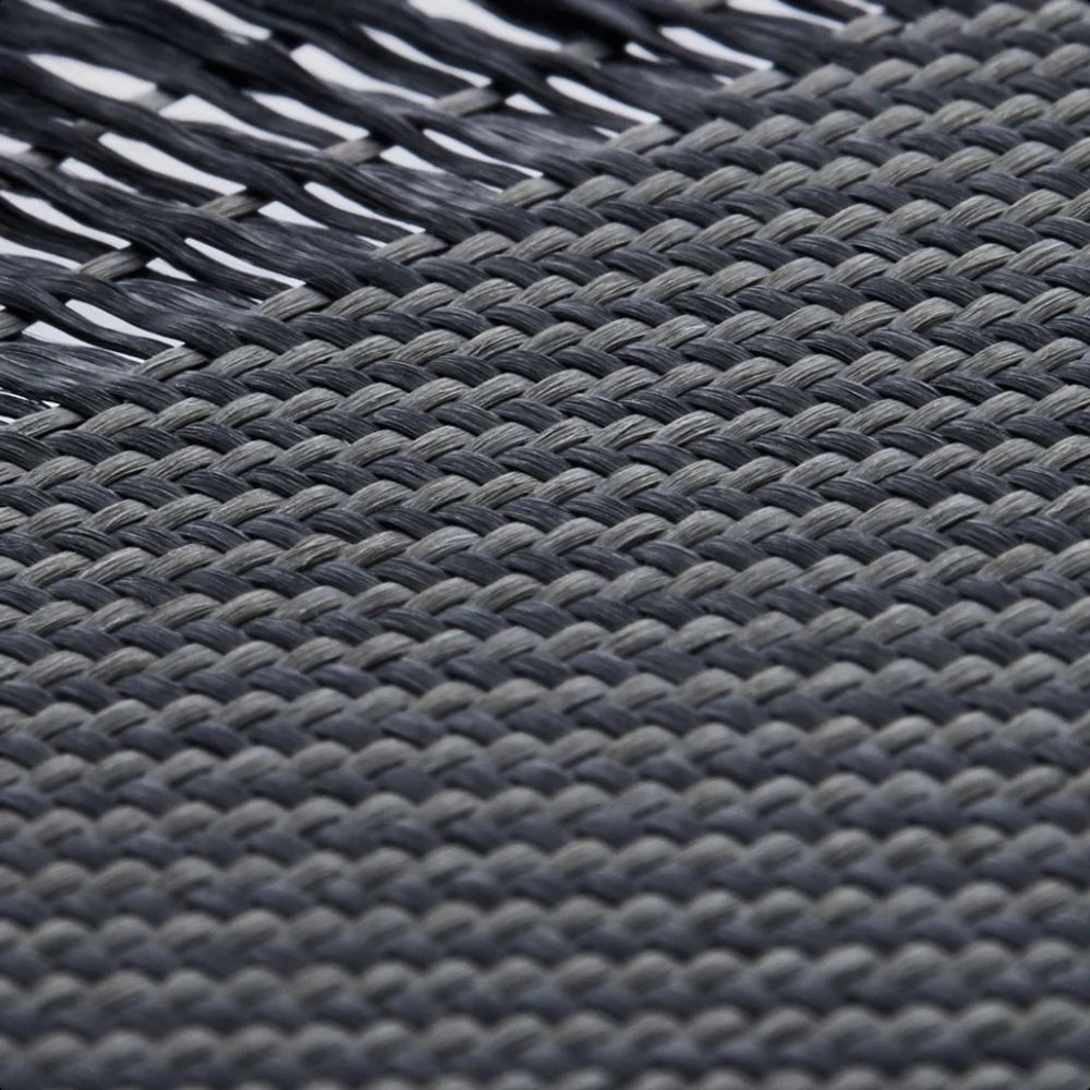 Apple iPhone 16 Pro Kılıf M-safe Şarj Özellikli 600D Aramid Fiber Pitaka Ultra-Slim Classic Serisi Black-Grey Twill Kapak Siyah