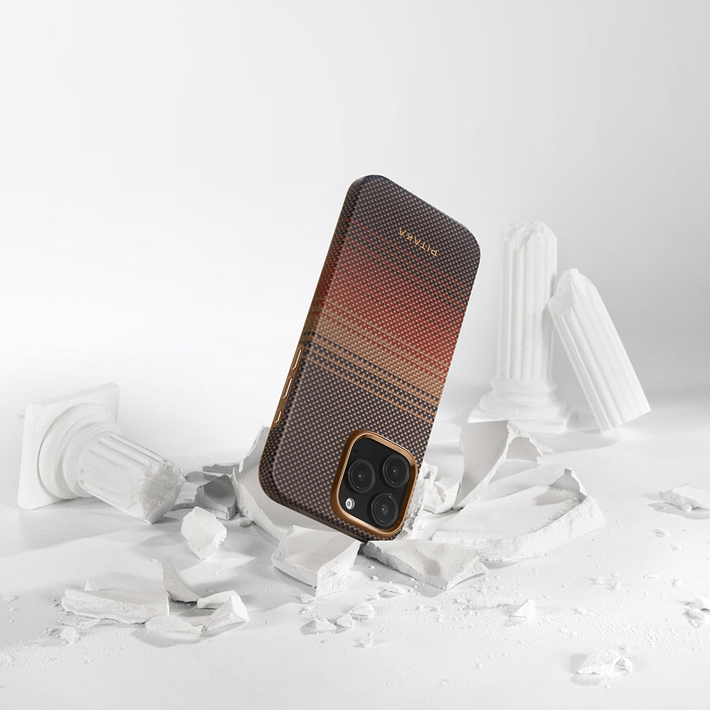 Apple iPhone 16 Pro Kılıf M-safe Şarj Özellikli Aramid Fiber Pitaka Military-Grade Sunset-Moonrise Serisi Sunset Kapak Kahverengi