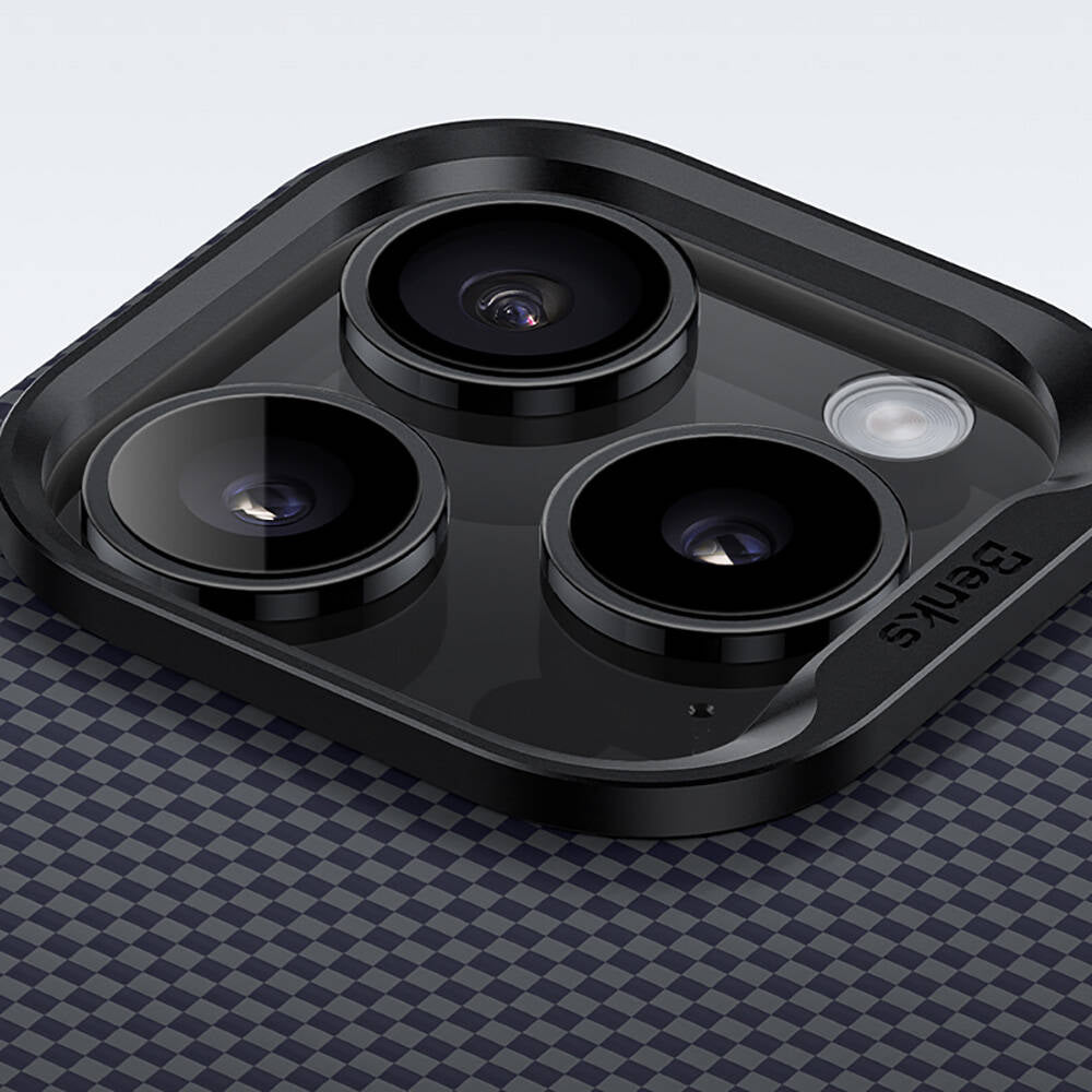 Apple iPhone 16 Pro Kılıf M-safe Şarj Özellikli Karbon Fiber Tasarımlı Benks Aurora ArmorPro Kevlar Kapak Siyah