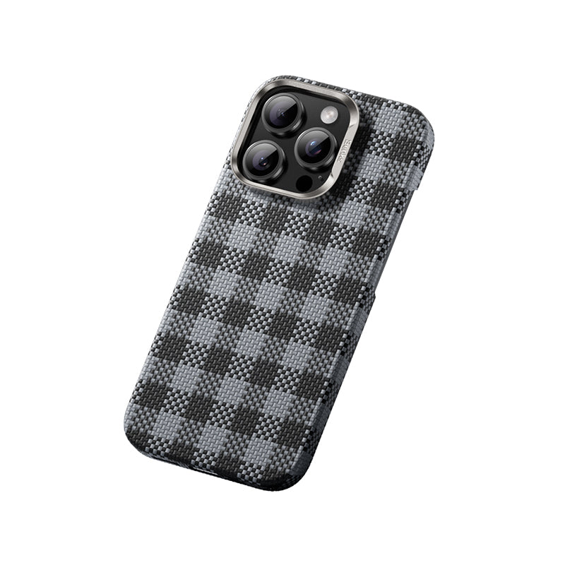 Apple iPhone 16 Pro Max Kılıf M-safe Şarj Özellikli Ekose Tasarımlı Benks ArmorVichy Kevlar Kapak Siyah