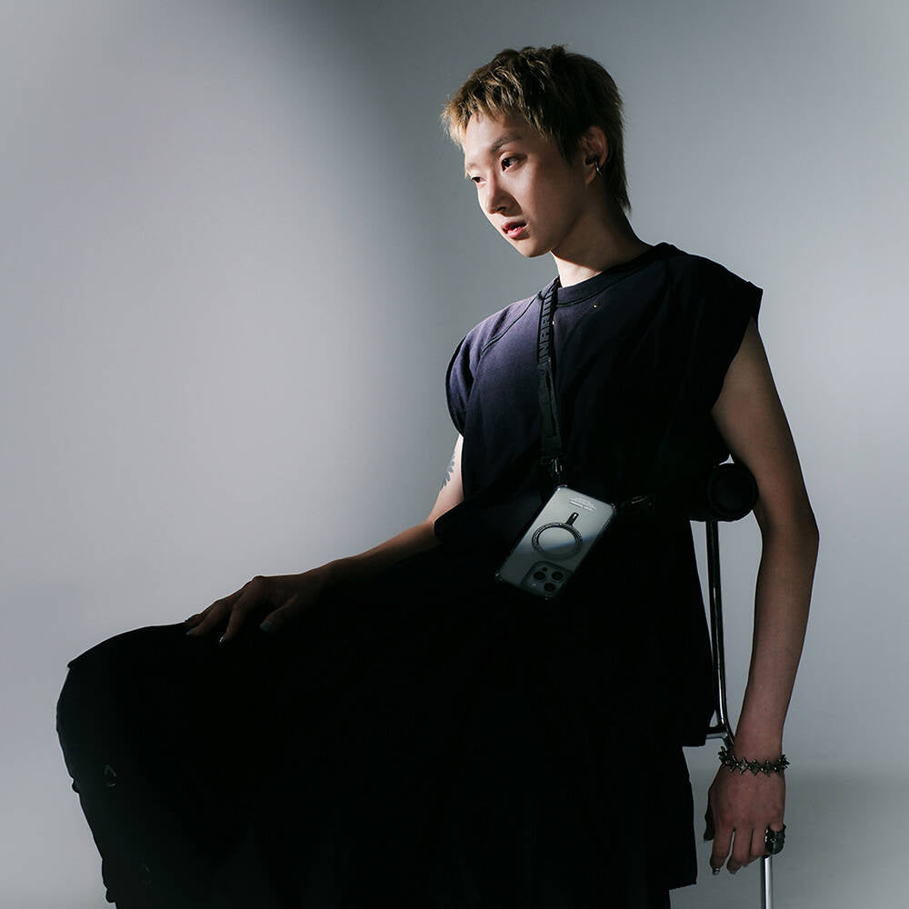 Apple iPhone 16 Pro Max Kılıf M-safe Şarj Özellikli Airbagli Şeffaf SkinArma Saido Prime Kapak Gold