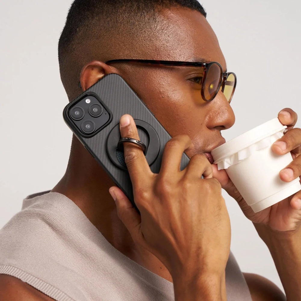 Apple iPhone 16 Pro Max Kılıf M-safe Şarj Özellikli Aramid Fiber Pitaka Military-Grade Classic Serisi Black-Grey Twill Kapak Siyah