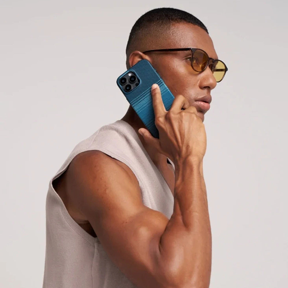 Apple iPhone 16 Pro Max Kılıf M-safe Şarj Özellikli Aramid Fiber Pitaka Military-Grade Sunset-Moonrise Serisi Moonrise Kapak Mavi