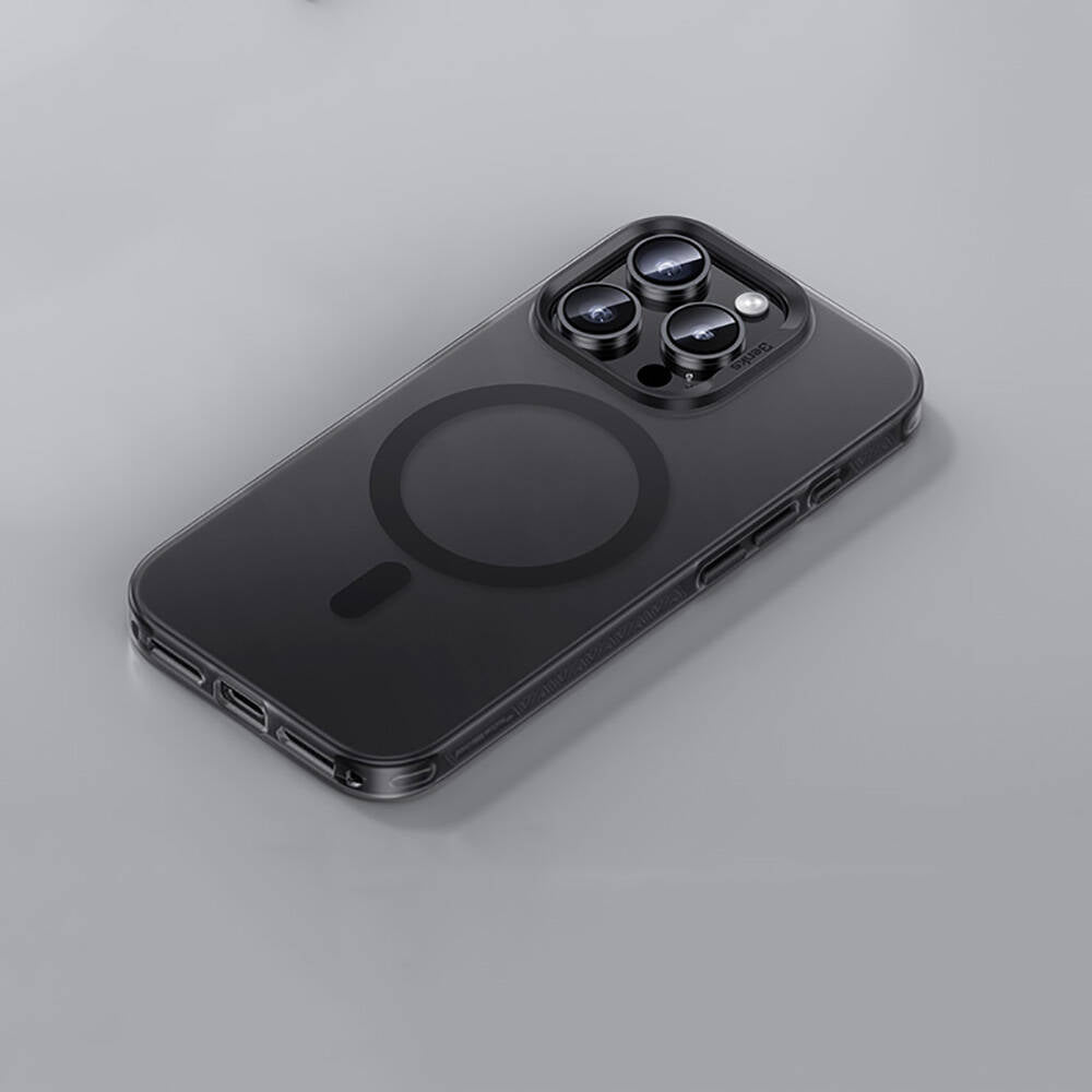 Apple iPhone 16 Pro Max Kılıf M-safe Şarj Özellikli Benks Lucid Armor Kapak Gold