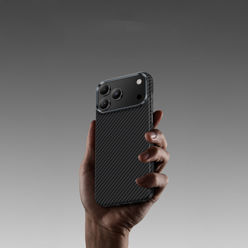 Apple iPhone 17 Air Kılıf Benks M-safe Şarj Özellikli Metal Kamera Çerçeveli Magnetik ArmorAir 600D Kevlar Fiber Kapak Siyah