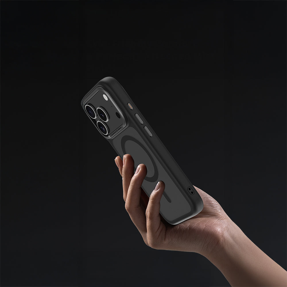 Apple iPhone 17 Kılıf M-safe Şarj Özellikli Benks Mist Protective Kapak Siyah