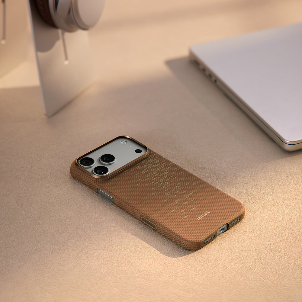 Apple iPhone 17 Pro Kılıf M-safe Şarj Özellikli Aramid Fiber Pitaka Glints of Gold Ultra Slim Serisi Kapak Mavi