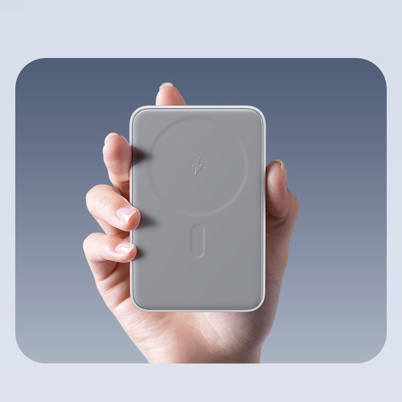 Benks MP08 M-safe Magnetik Standlı İnce Tasarımlı Powerbank 10000mAh Siyah