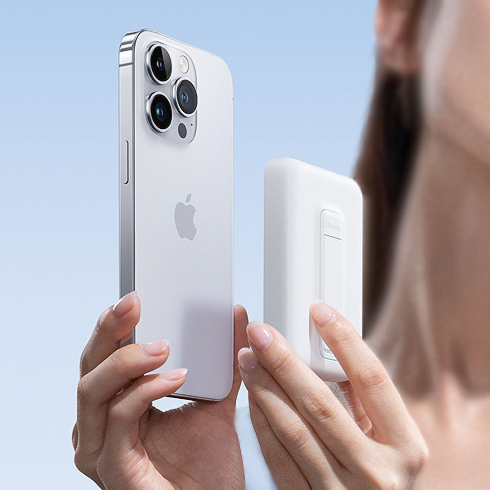 Benks MP09 M-safe Magnetik Standlı İnce Tasarımlı Powerbank 6000mAh Siyah