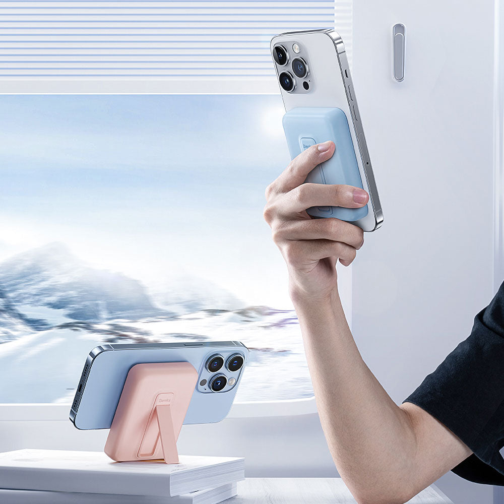 Benks MP09 M-safe Magnetik Standlı İnce Tasarımlı Powerbank 6000mAh Beyaz