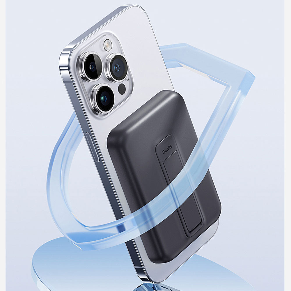 Benks MP09 M-safe Magnetik Standlı İnce Tasarımlı Powerbank 6000mAh Beyaz