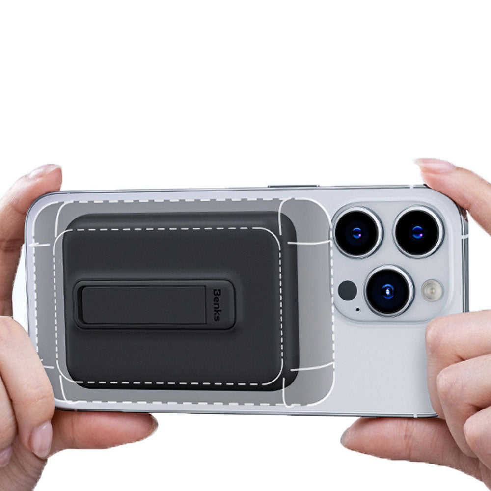 Benks MP09 M-safe Magnetik Standlı İnce Tasarımlı Powerbank 6000mAh Siyah