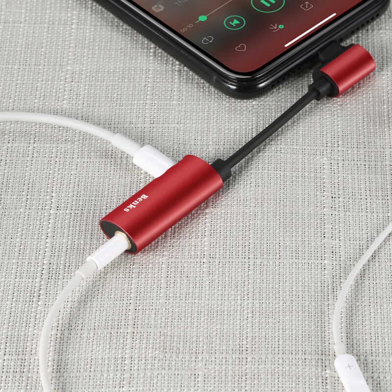 Benks U40 2 in 1 Lightning Audio Adaptör Siyah
