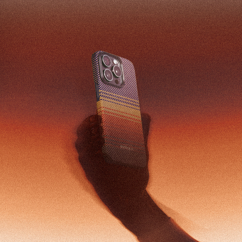 Galaxy S25 Ultra Kılıf M-safe Şarj Özellikli Aramid Fiber Pitaka Tactile Woven Sunset-Moonrise Serisi Kapak Mavi