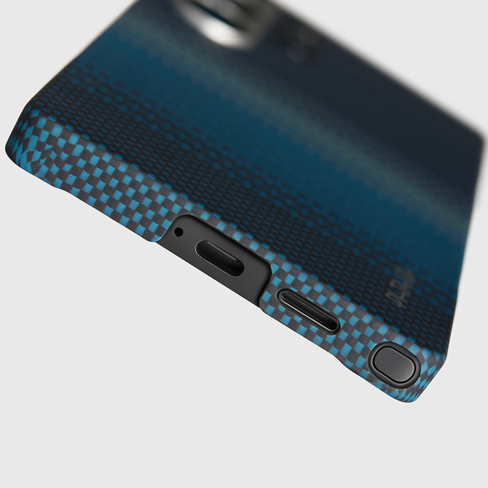 Galaxy S25 Ultra Kılıf M-safe Şarj Özellikli Aramid Fiber Pitaka Tactile Woven Sunset-Moonrise Serisi Kapak Kahverengi