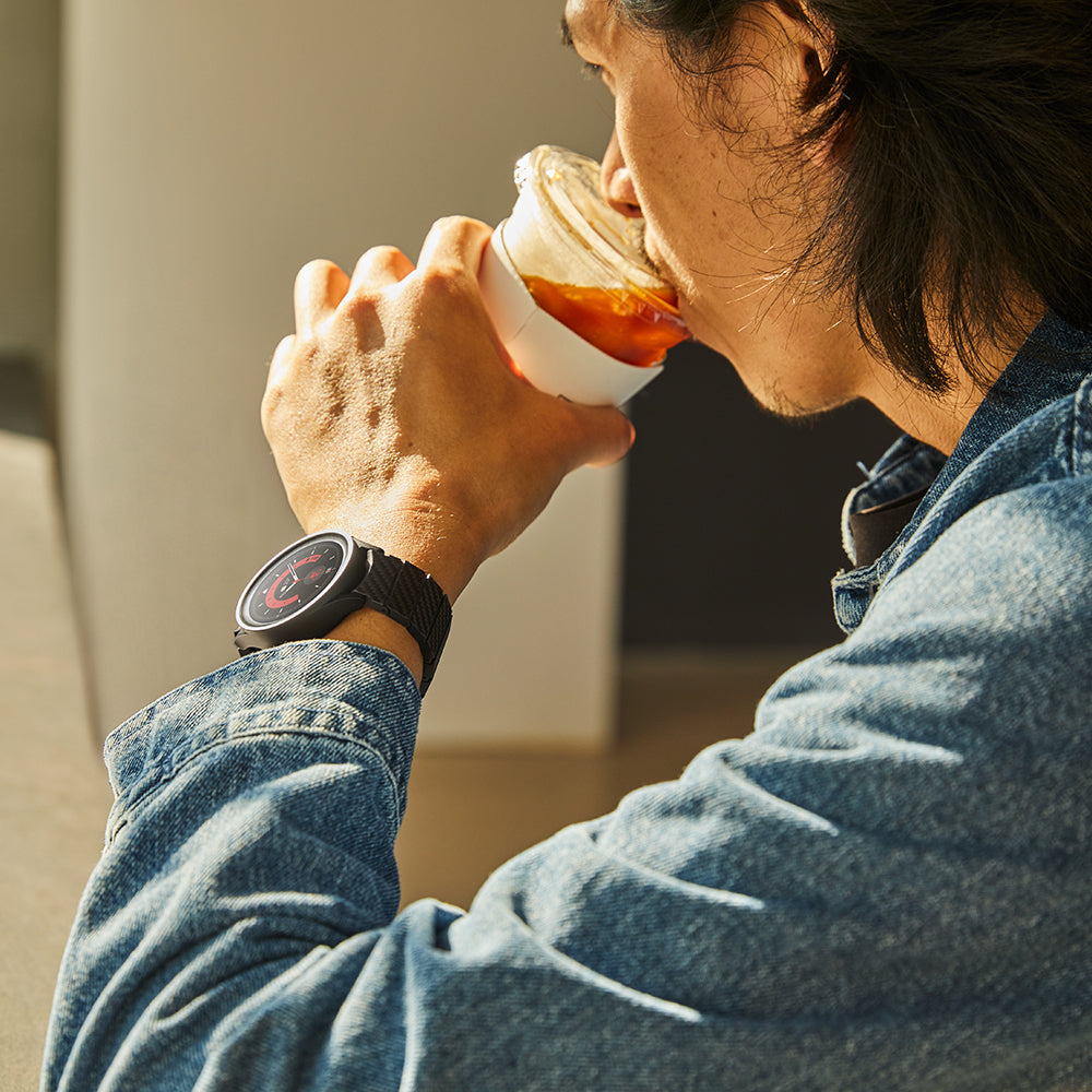 Galaxy Watch 5 40mm Karbon Fiber Pitaka Modern Serisi Black-Grey Twill Kordon Siyah-Gri