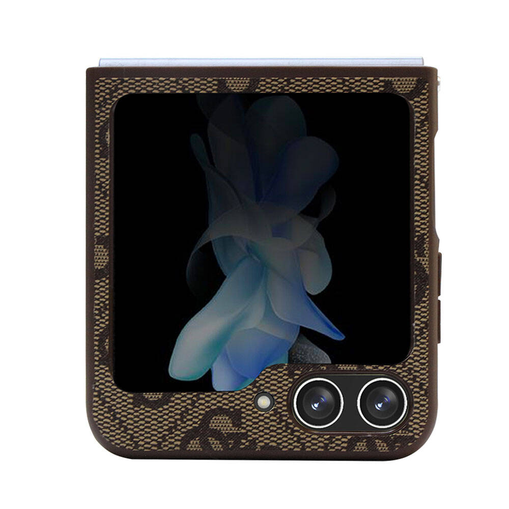 Galaxy Z Flip 5 Kılıf Guess Orjinal Lisanslı PU Deri Taşlı Üçgen Logo 4G Desenli Strass Kapak Kahverengi