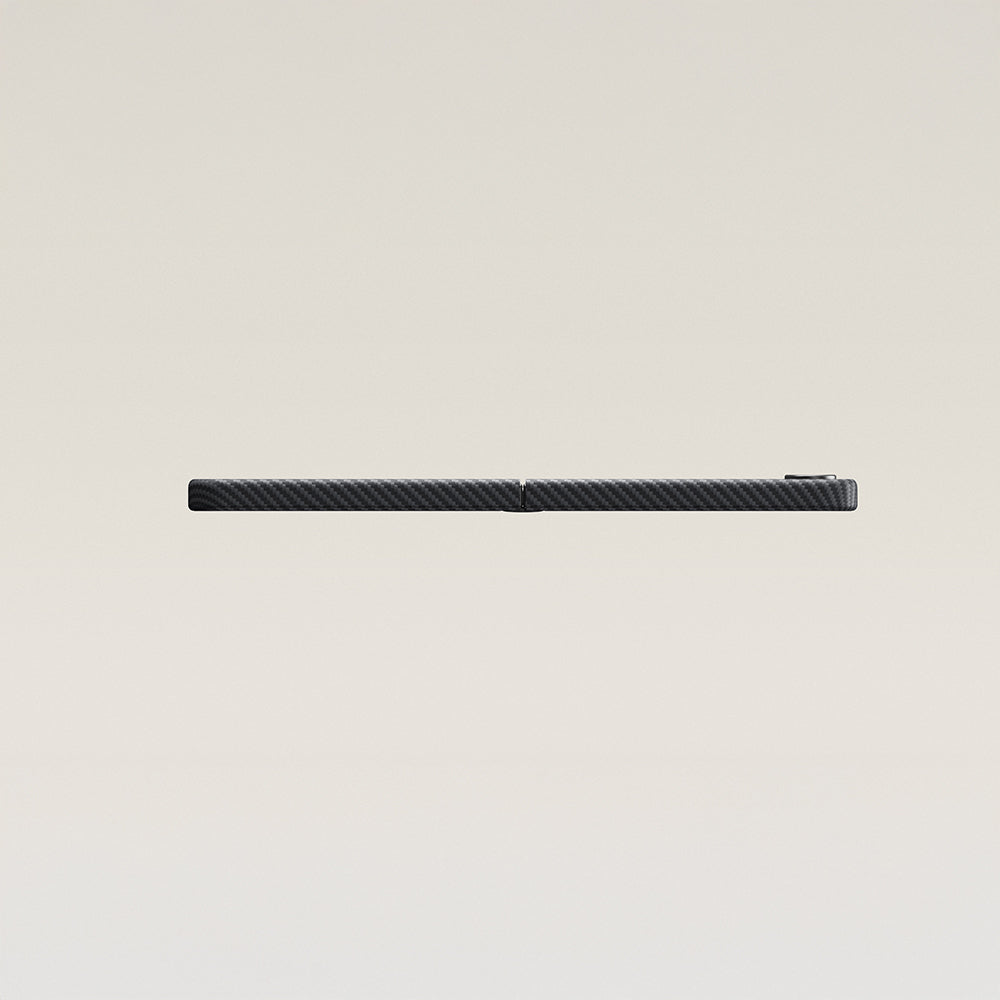 Galaxy Z Flip 7 Kılıf M-safe Şarj Özellikli 600D Aramid Fiber Pitaka Ultra-Slim Classic Serisi Black-Grey Twill Kapak Siyah-Gri