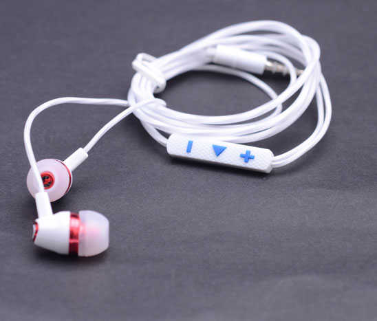 L005 Mp3 Kulaklık Kırmızı