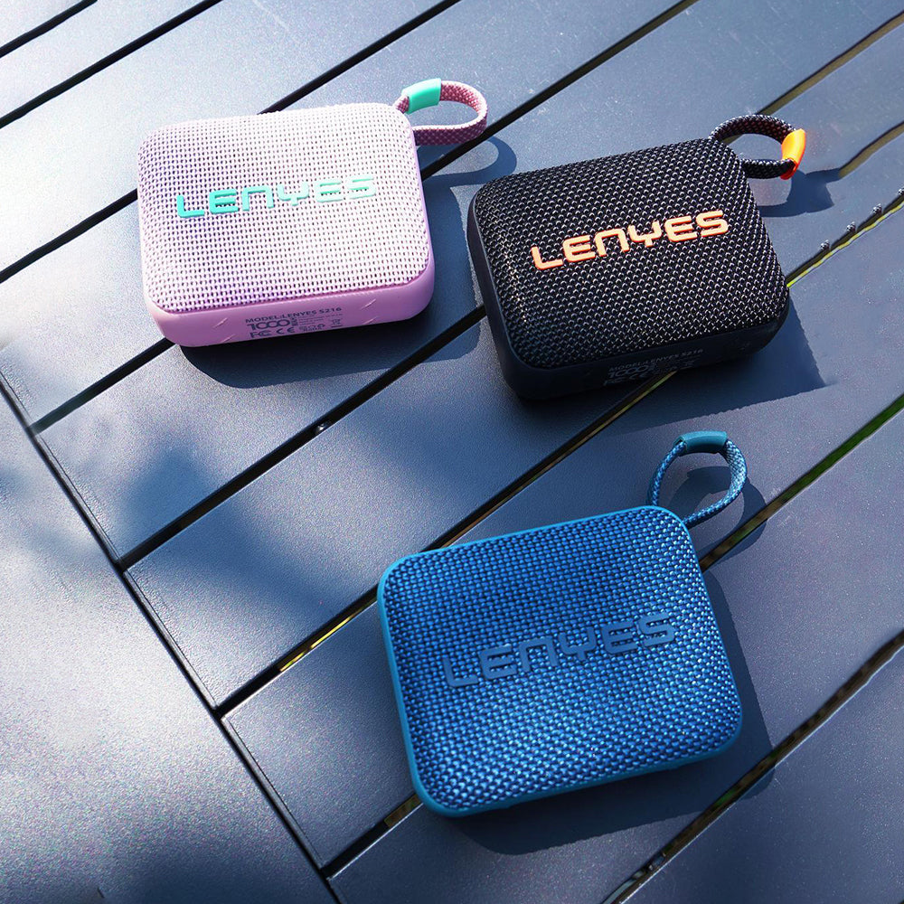 Lenyes S216 Su Geçirmez Özellikli RGB Işıklı Askılı Mini Bluetooth Speaker Hoparlör v5.3 Pembe