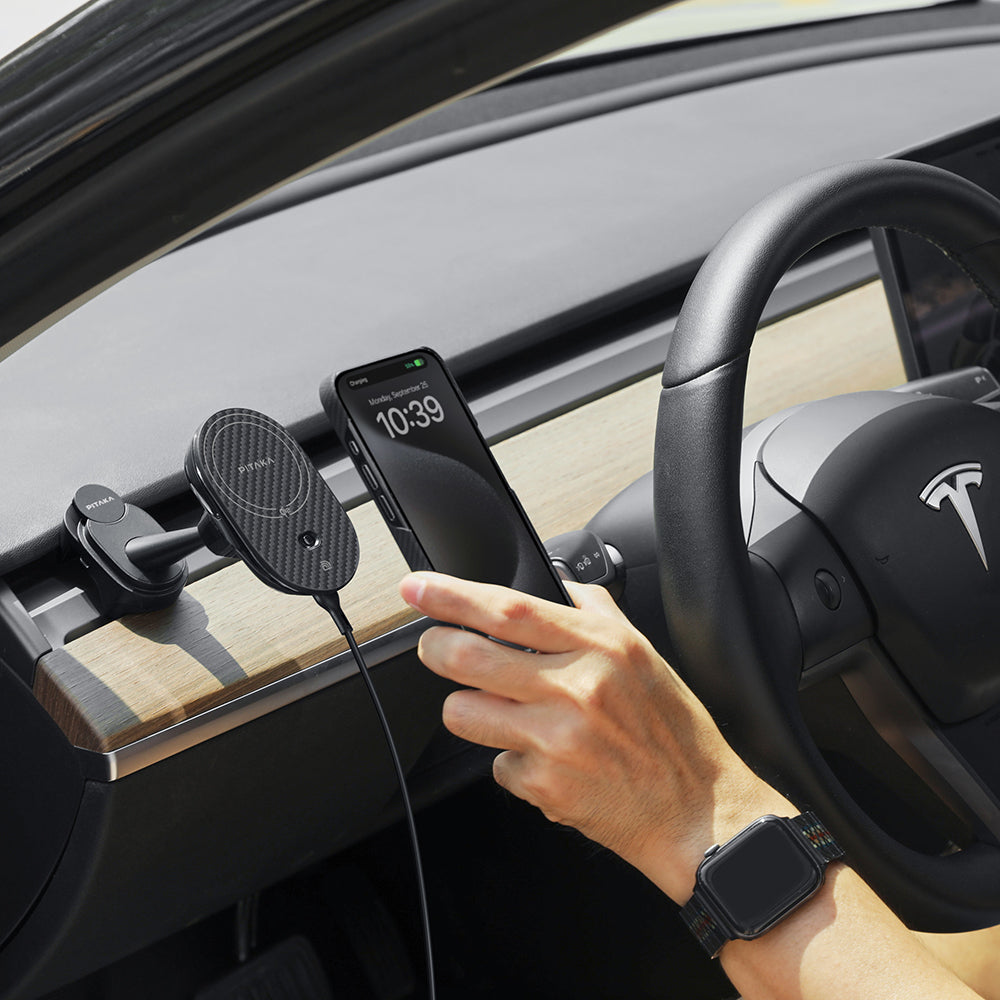 Pitaka MagEZ Pro 2 M-safe Şarj Özellikli Qi2 Aramid Fiber Araç Telefon Tutucu Siyah