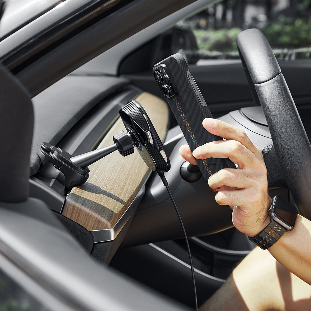 Pitaka MagEZ Pro 2 M-safe Şarj Özellikli Qi2 Tesla Model Y ve Model 3 Uyumlu Aramid Fiber Araç Telefon Tutucu Siyah