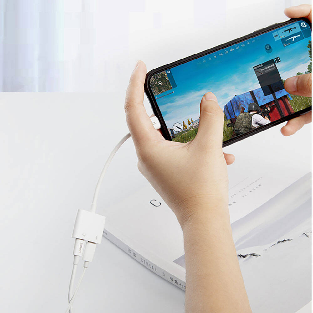 Recci RDS-A01 Lightning 2in1 Şarj ve Ses Adaptörü Beyaz