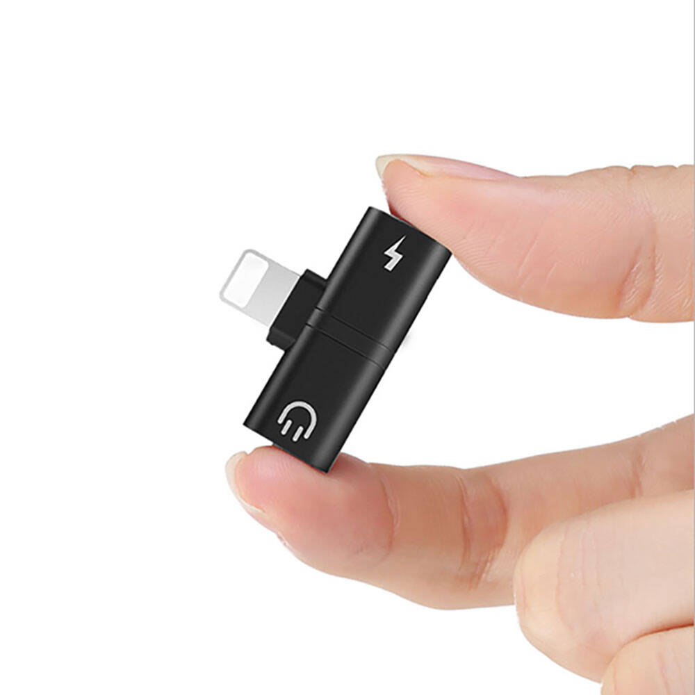 Recci RDS-A05 Lightning 2in1 Şarj ve Ses Adaptörü Siyah