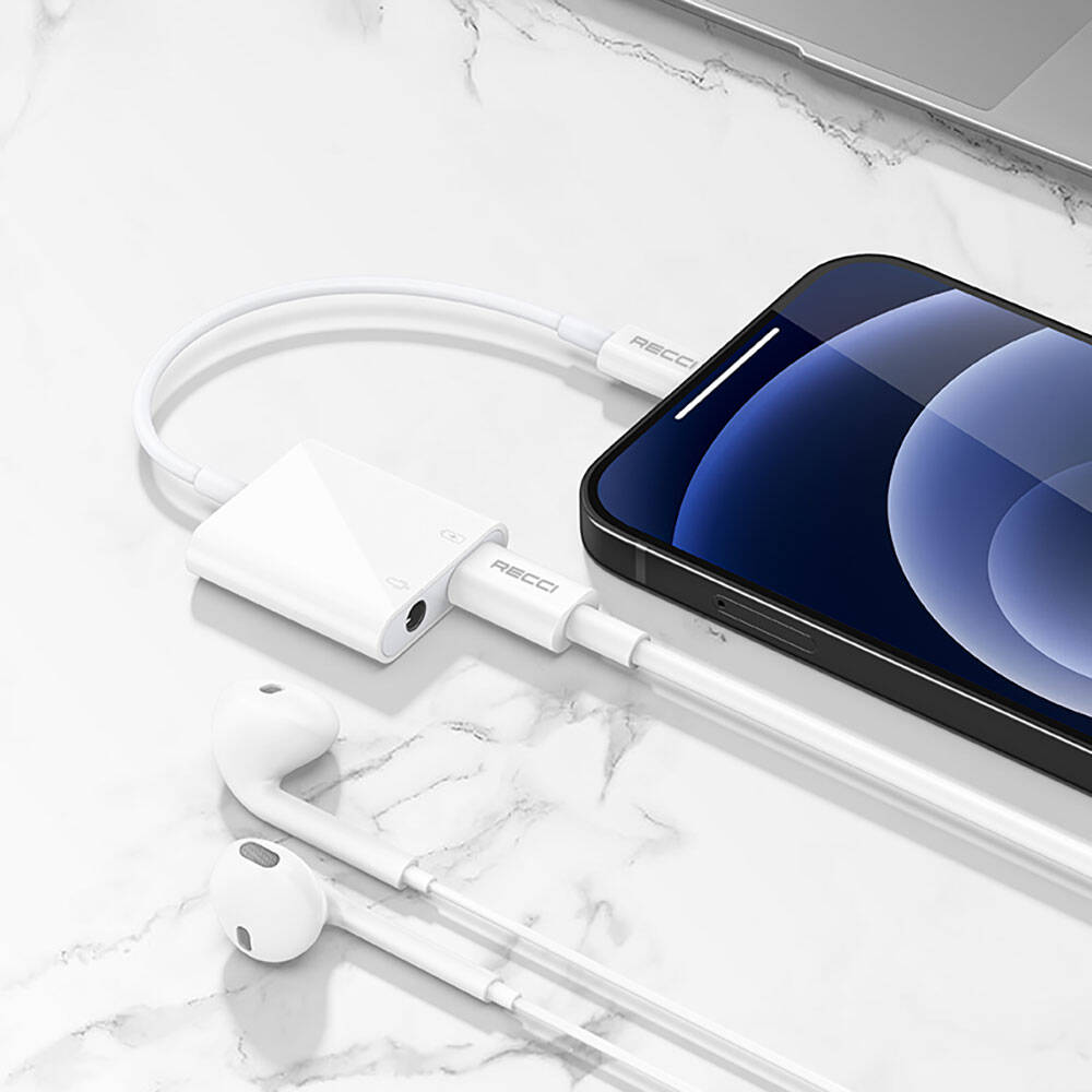 Recci RDS-A10 Lightning PD3.0 2in1 Şarj ve Ses Adaptörü Beyaz