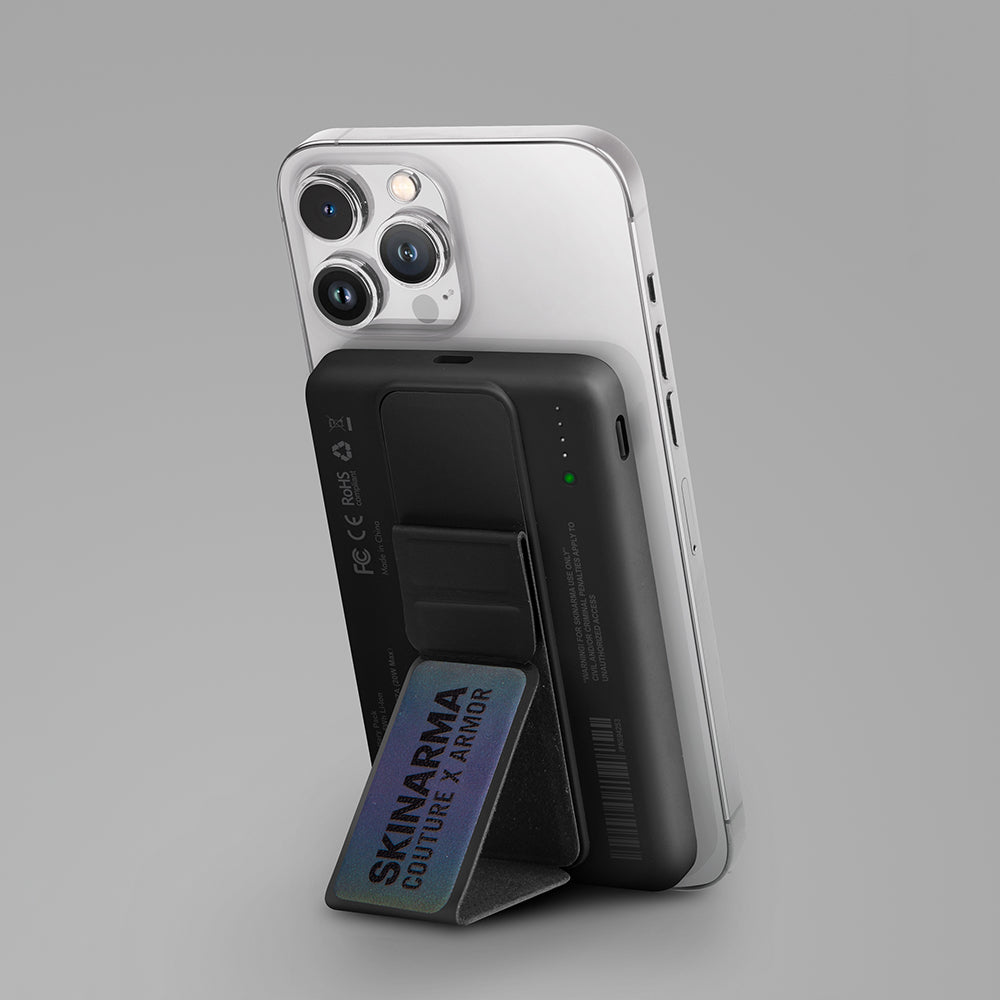 SkinArma Kira Kobai Holografik Tasarımlı Standlı Wireless ve PD Hızlı Şarj Özellikli Powerbank 15W 5000mAh Colorful